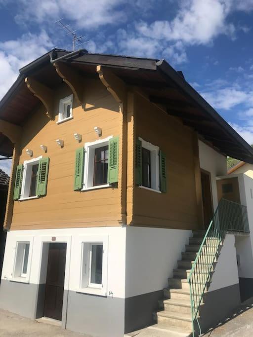 La Maisonnette : Charmante Maison Independante Salgesch Bagian luar foto